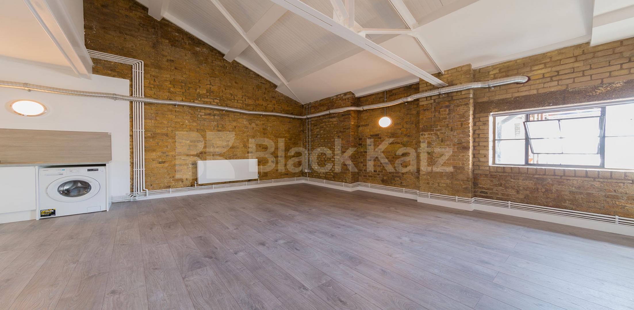 			NEW REBURBISHMENT, 3 Bedroom, 1 bath, 1 reception Apartment			 SPRINGFIELD HOUSE LOFTS-TYSSEN STREET, DALSTON E8